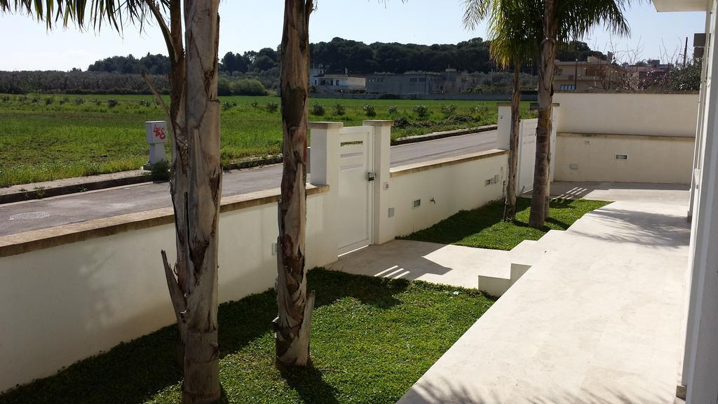 Case Vacanze Iris Uggiano La Chiesa Exterior photo